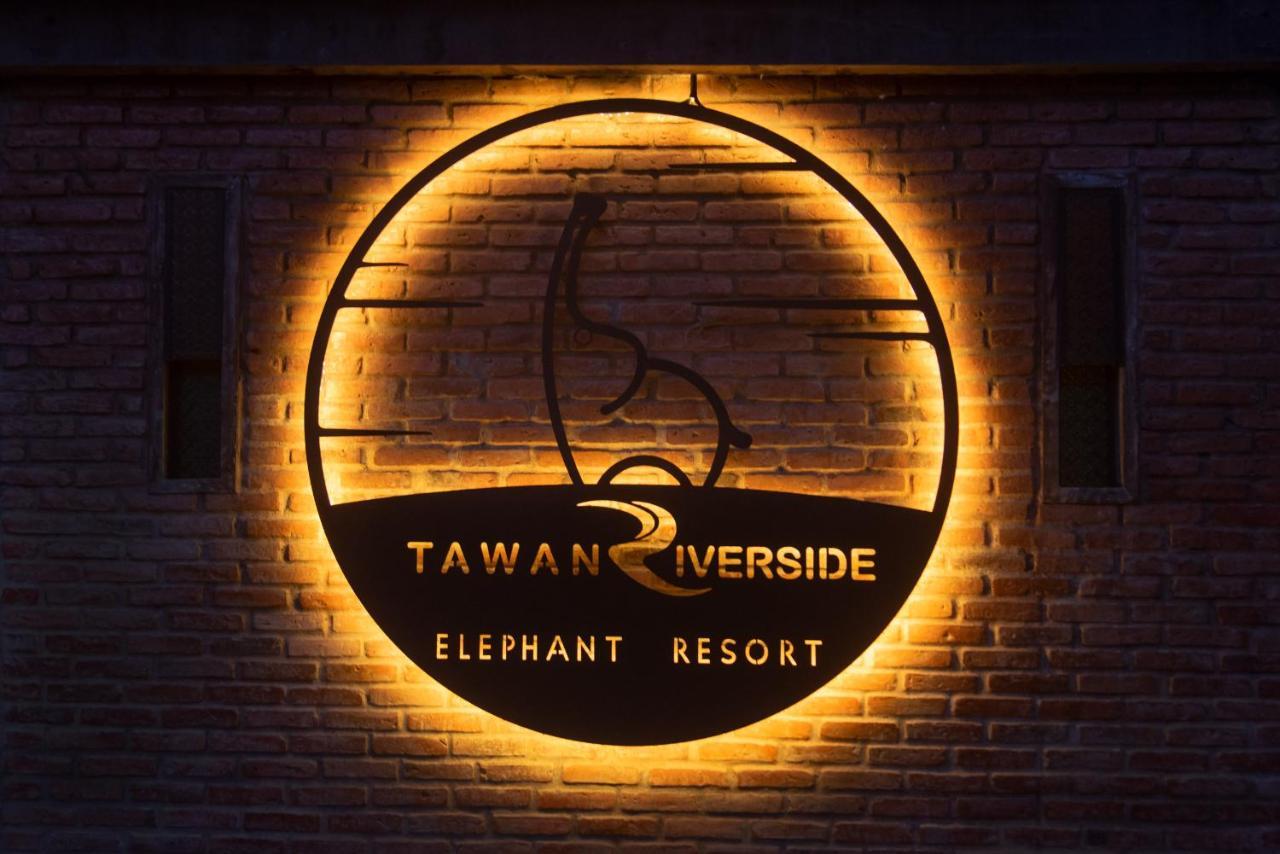 Tawan Riverside Mae Wang Exteriér fotografie