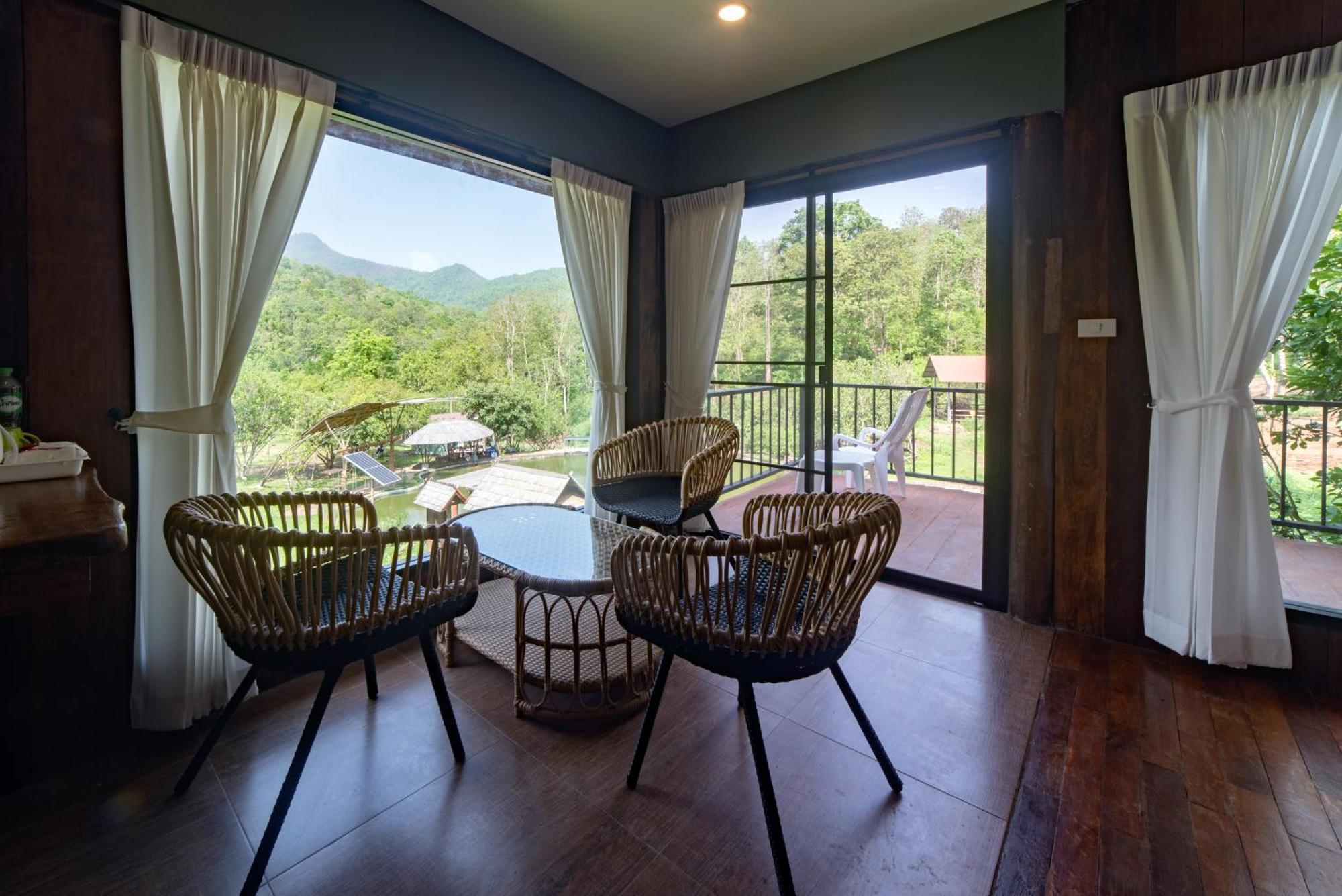 Tawan Riverside Mae Wang Pokoj fotografie